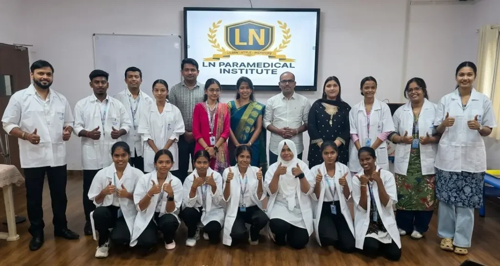 Faculty and paramedical students posing together at LN Paramedical Institute, Borivali